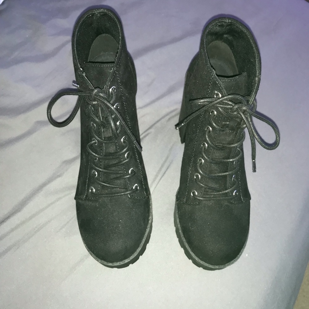 H&M Boots - Picture 3 of 5